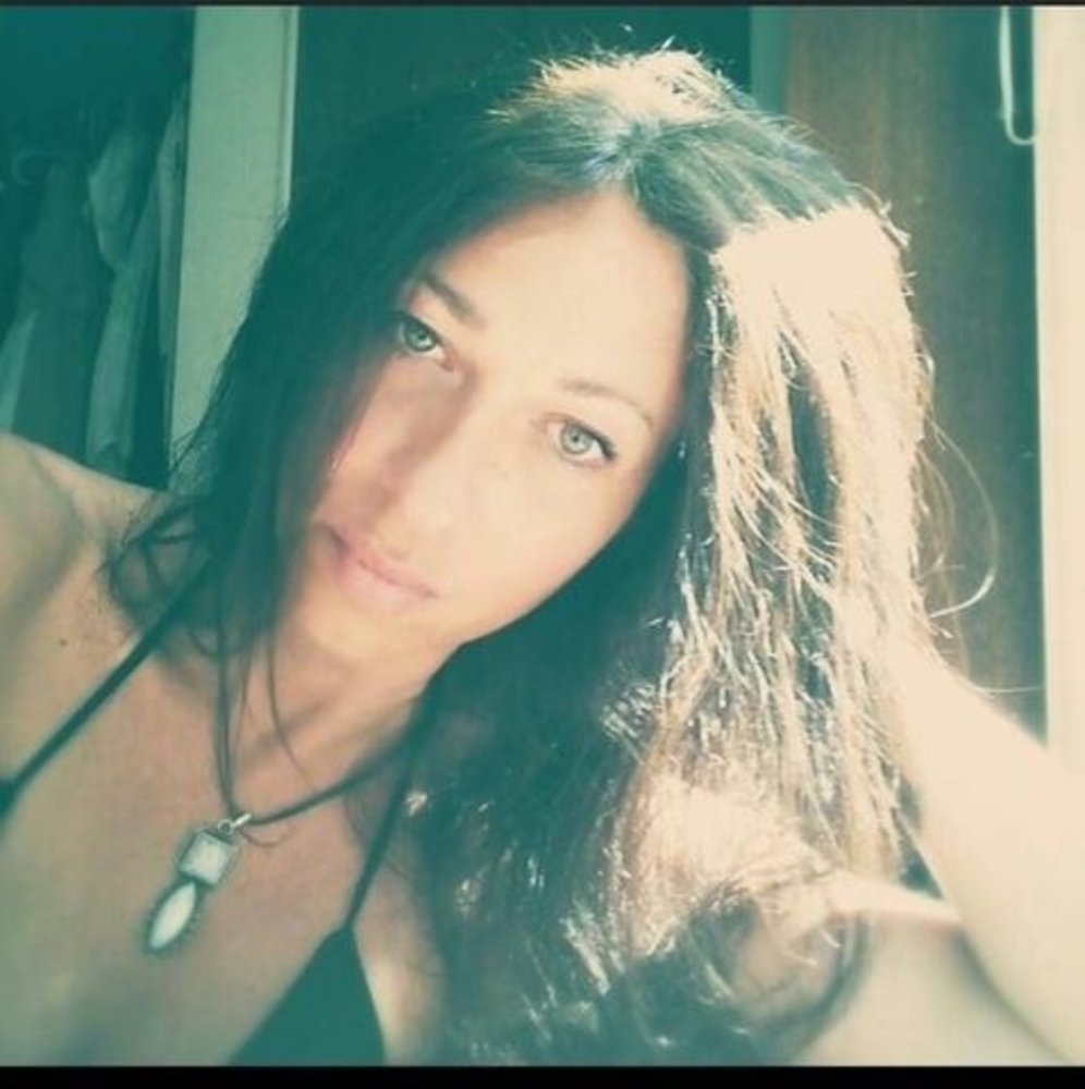 Meet your Posher, Claudia